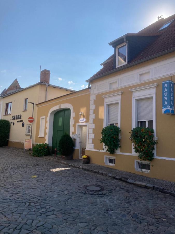 Pension & Sauna Am Lorenz Calbe Exterior foto